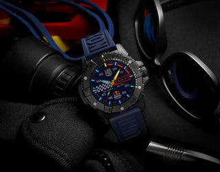 Master Carbon SEAL Automatic, 45MM - 3863.ARB/LIMITED RED BULL AMPOL EDITION